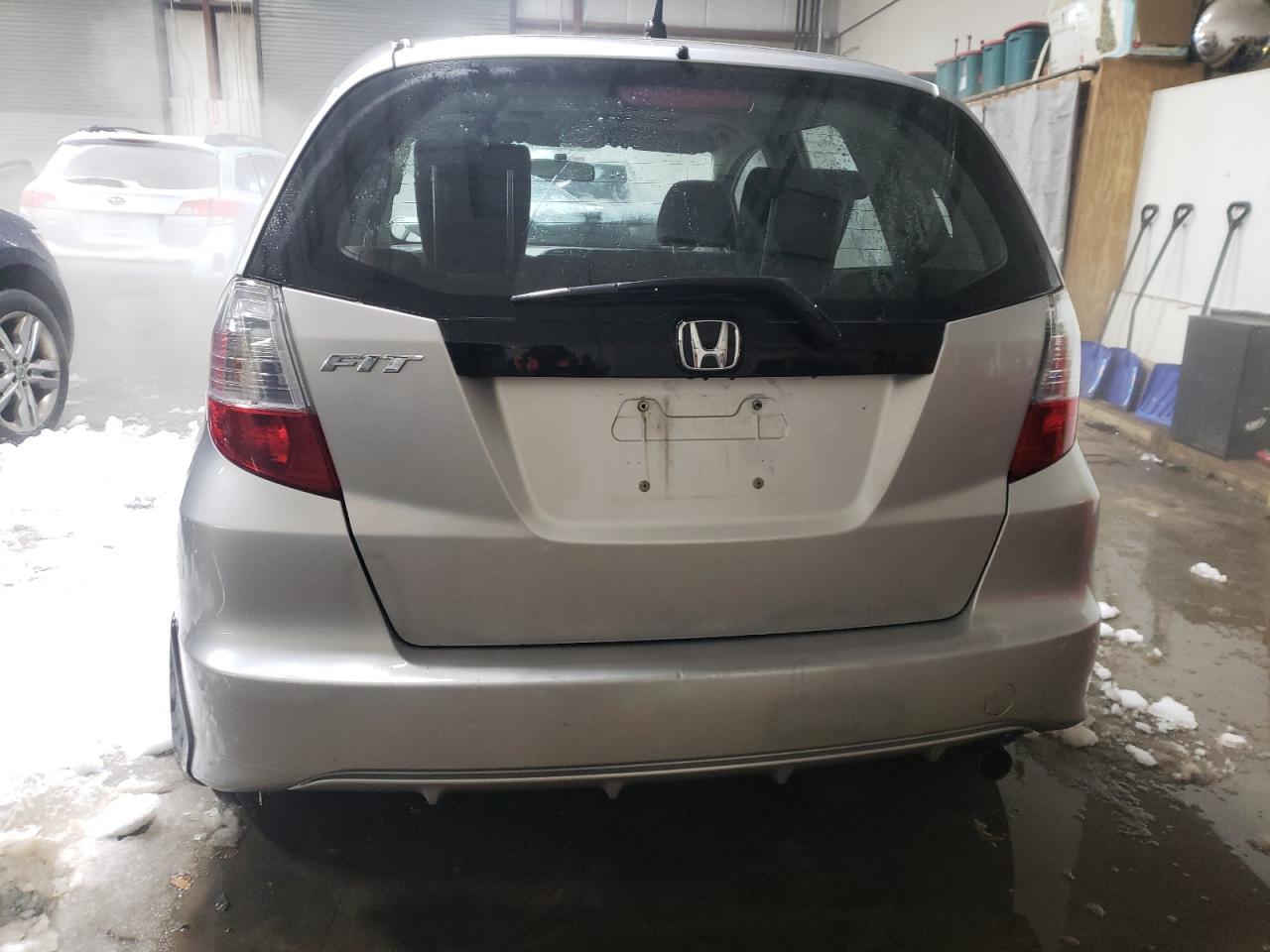 2013 HONDA FIT - Image 6