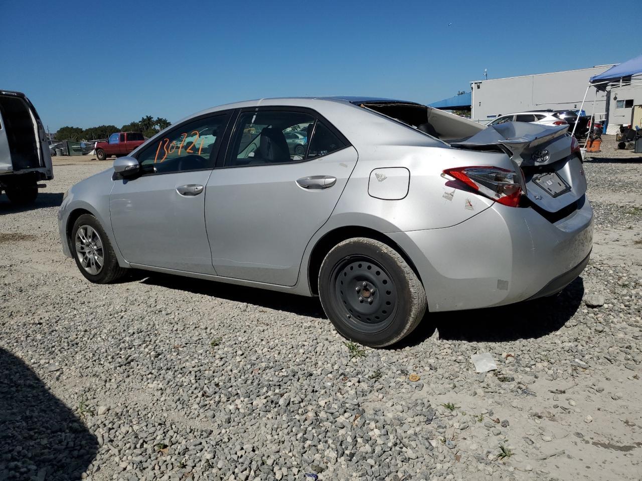 2014 TOYOTA COROLLA L - Image 2