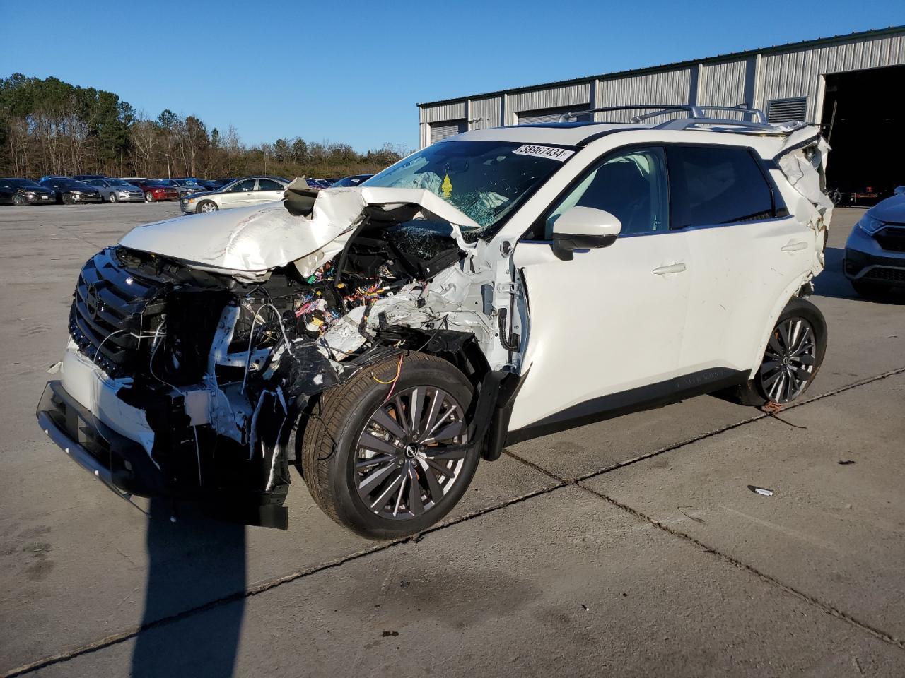 2024 NISSAN PATHFINDER
