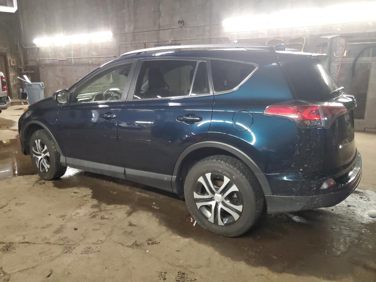 2018 TOYOTA RAV4 LE - Image 2
