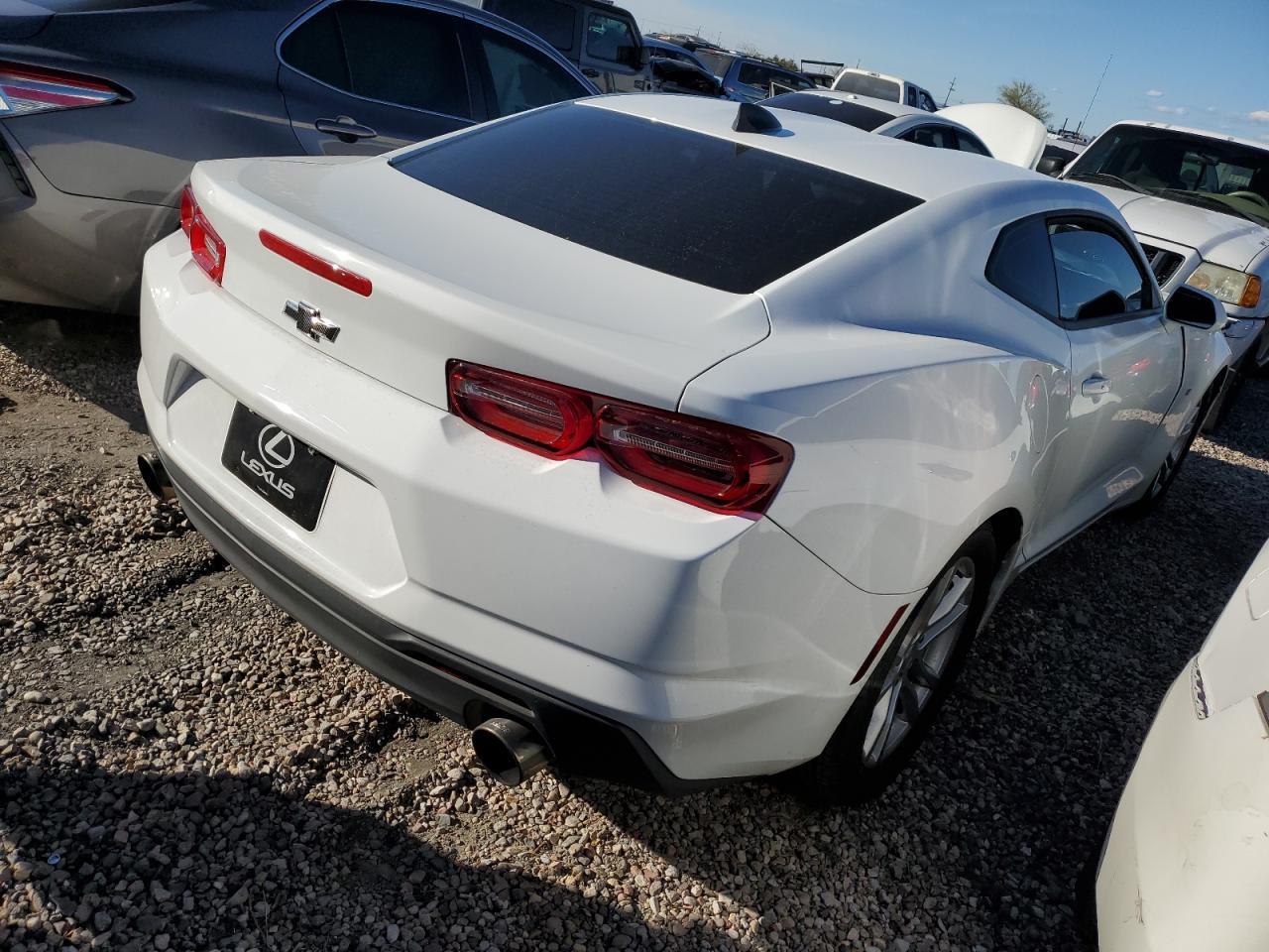 2020 CHEVROLET CAMARO LS - Фото 3