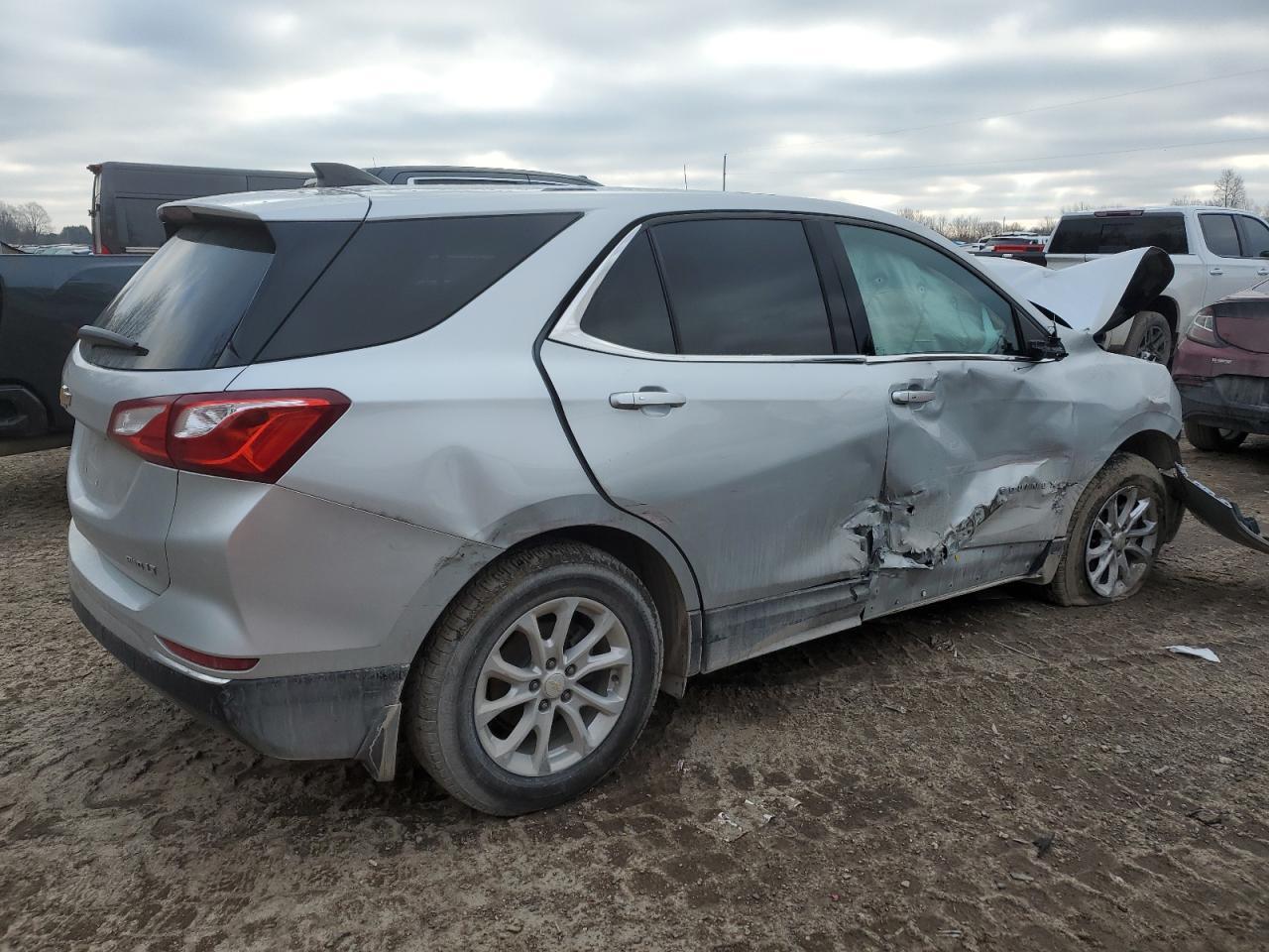 2019 CHEVROLET EQUINOX LT - Фото 3