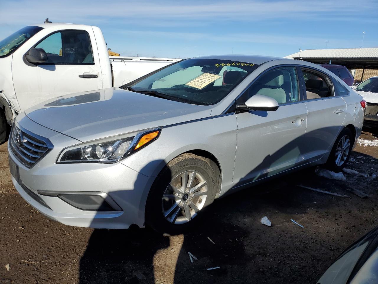 2017 HYUNDAI SONATA SE
