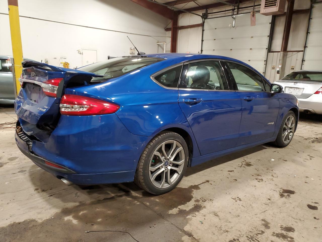 2017 FORD FUSION SE - Фото 3