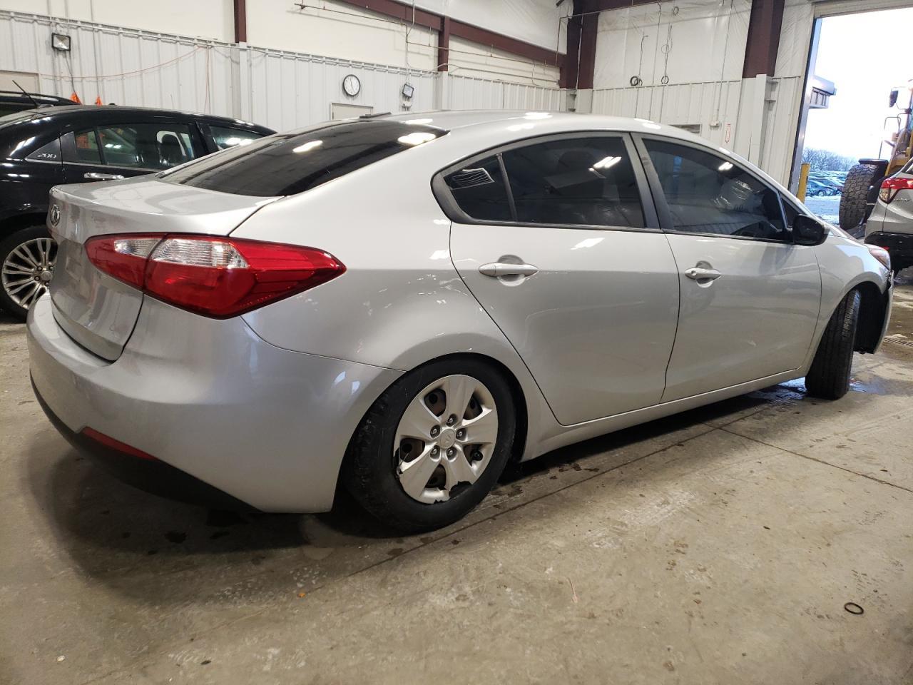 2015 KIA FORTE LX - Фото 3