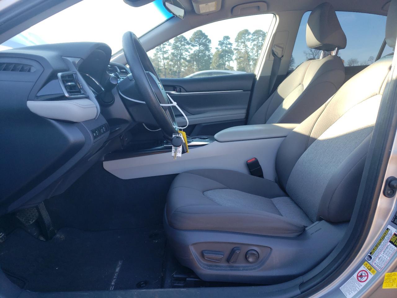 2019 TOYOTA CAMRY L - Image 7