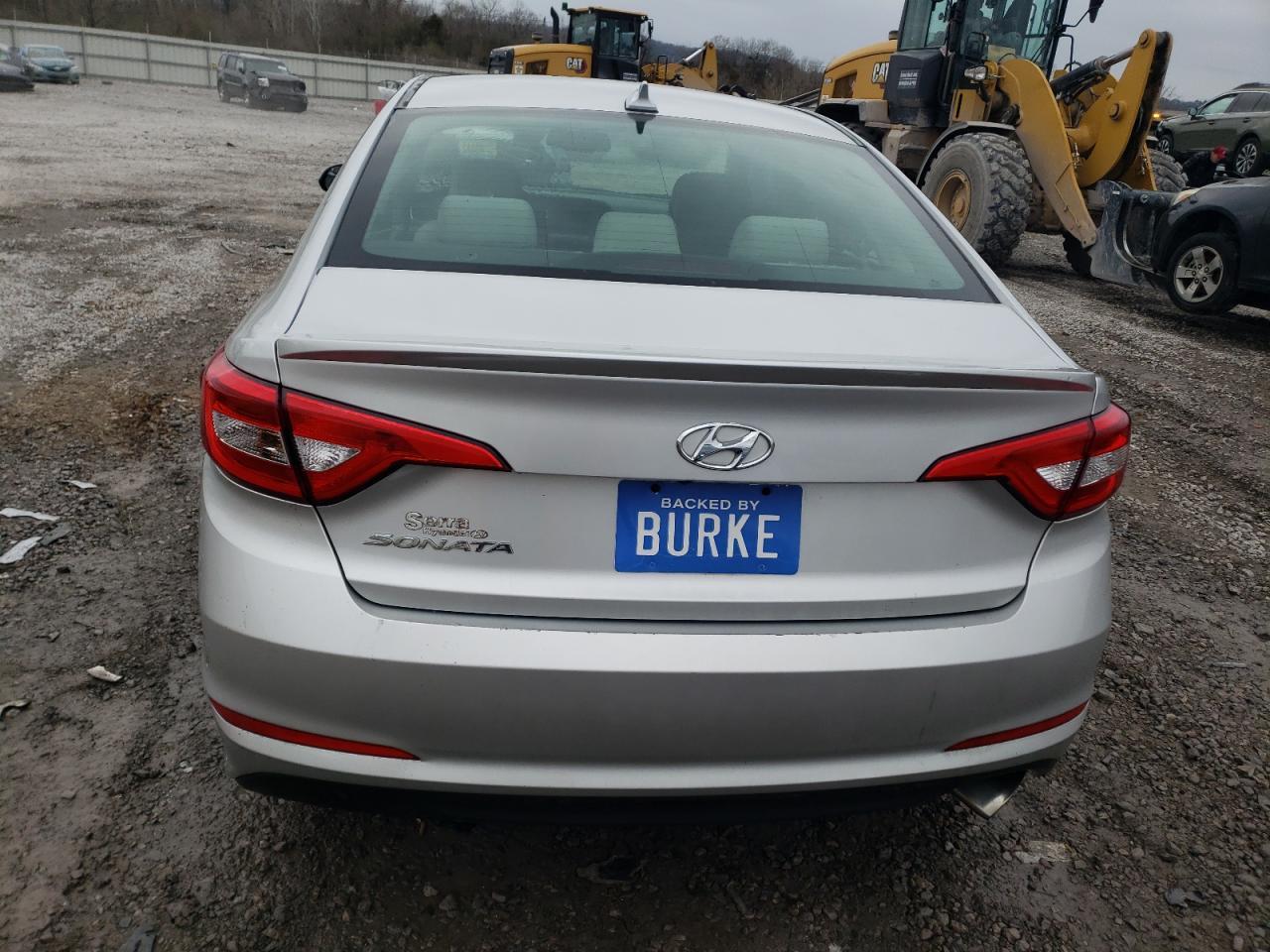 2017 HYUNDAI SONATA SE - Фото 6