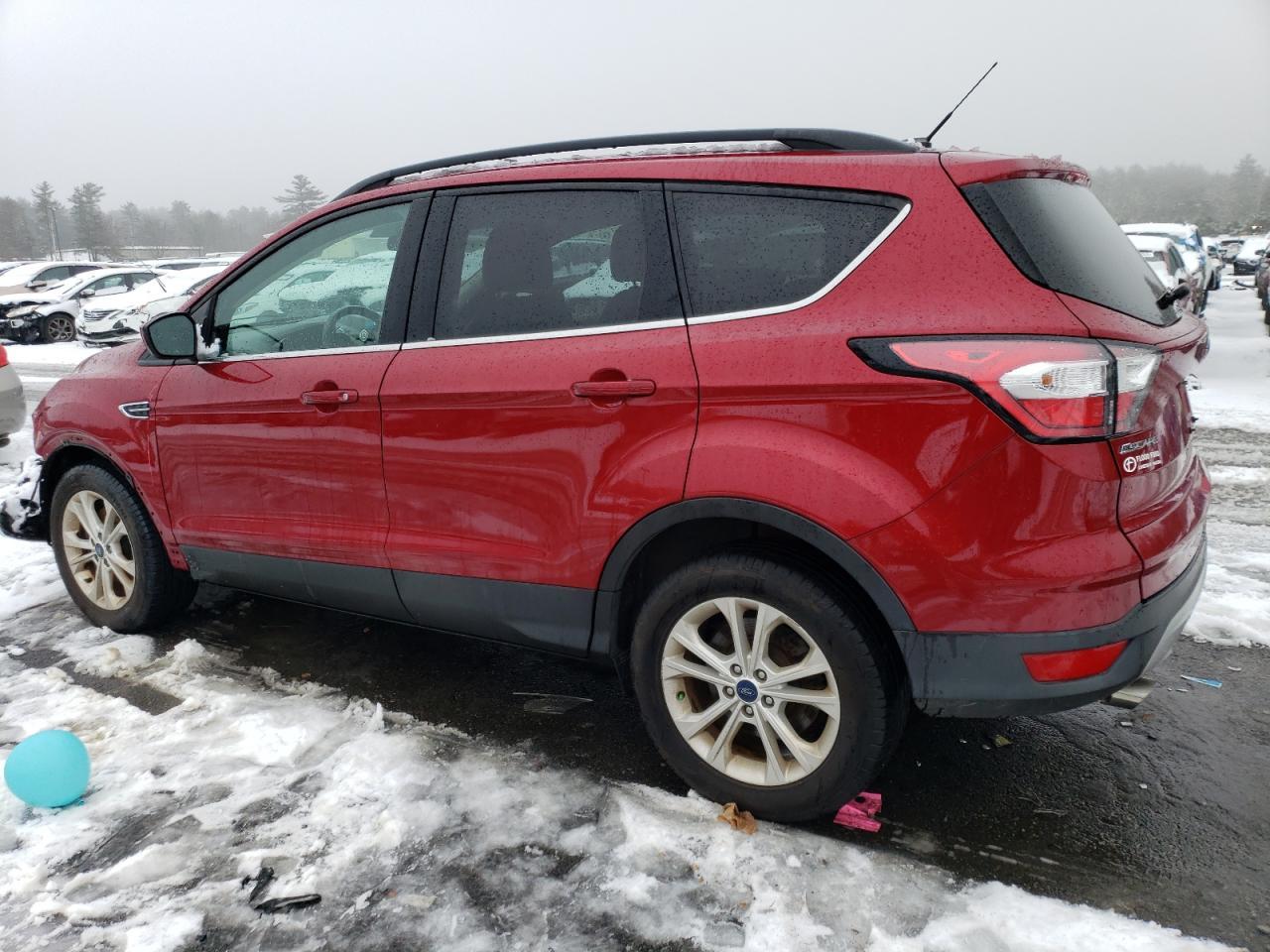2017 FORD ESCAPE SE - Фото 2