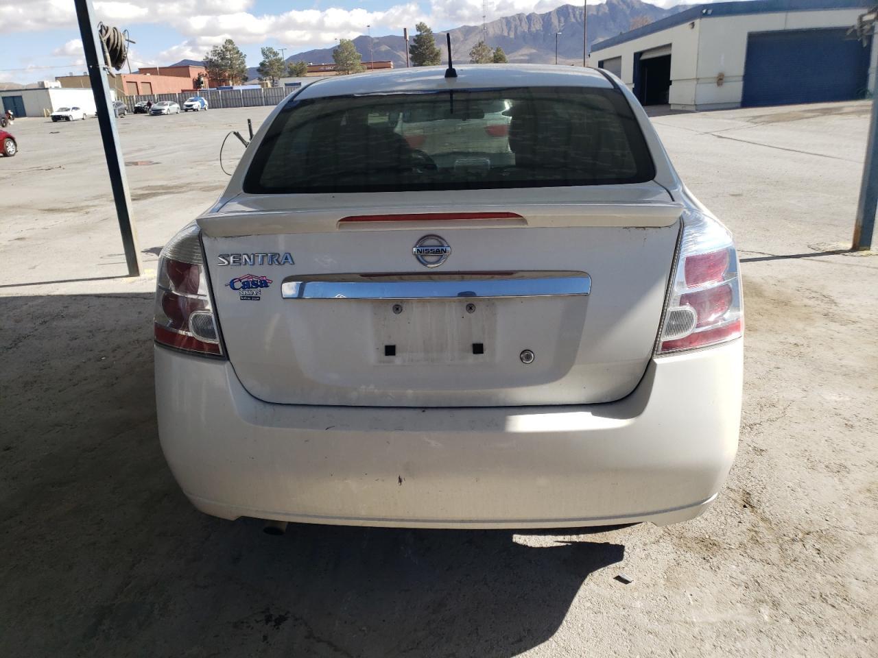 2012 NISSAN SENTRA 2.0 - Фото 6