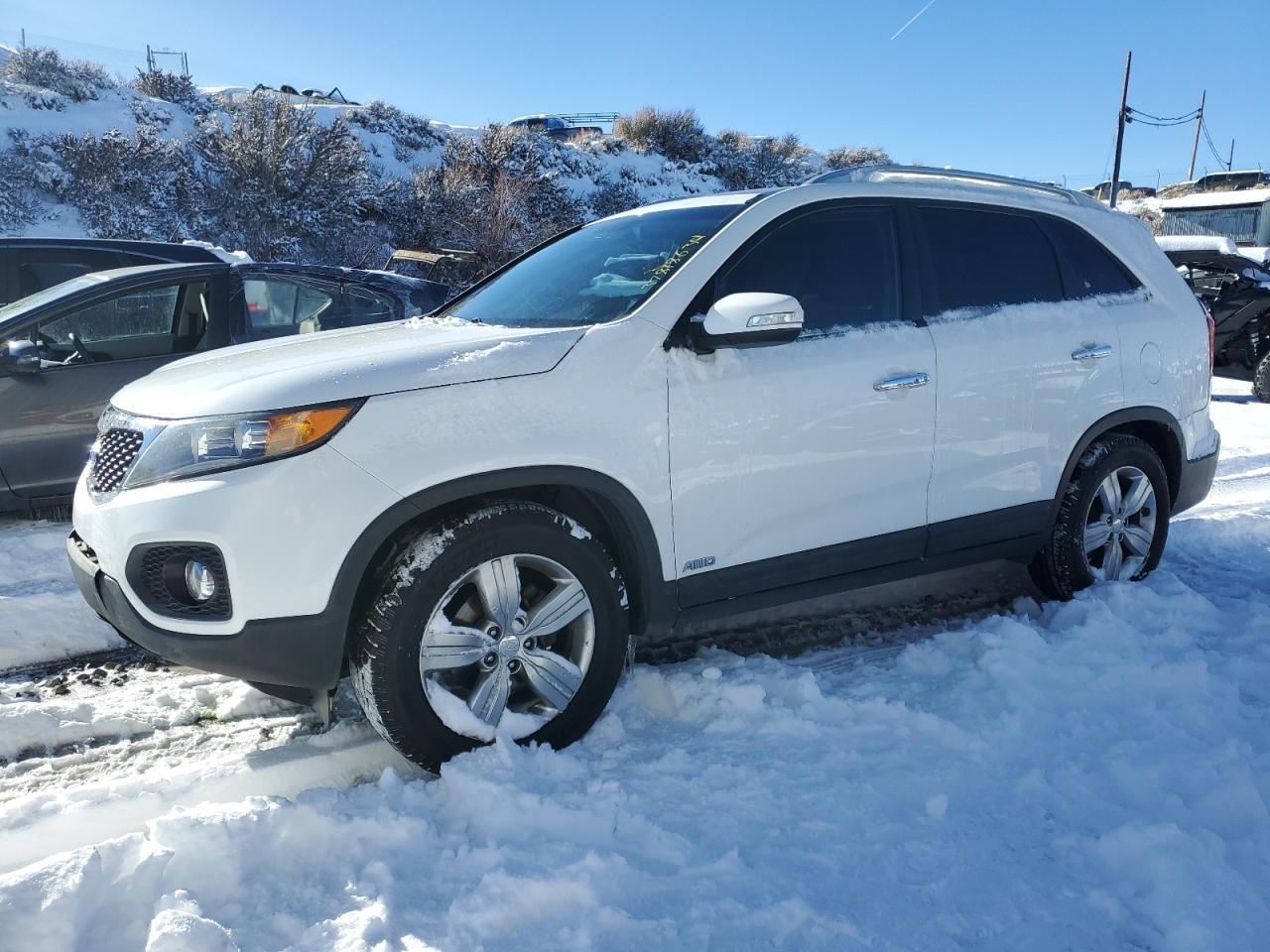 2013 KIA SORENTO EX car image