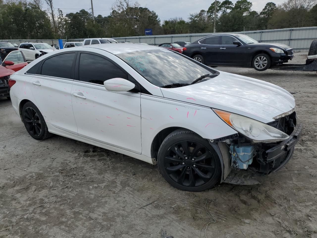 2013 HYUNDAI SONATA GLS - Image 4