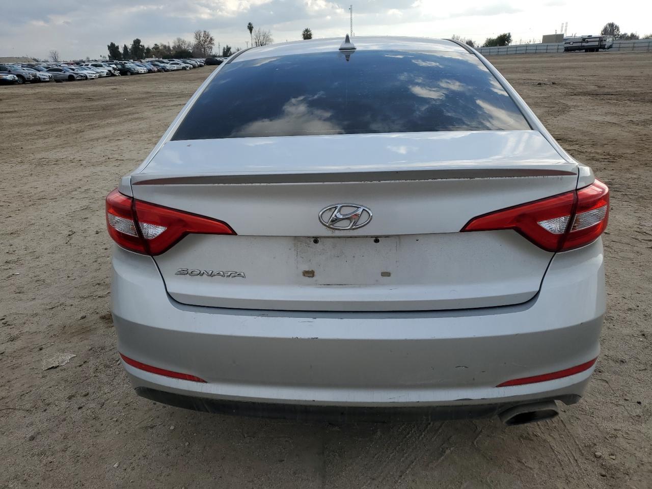 2017 HYUNDAI SONATA SE - Фото 6