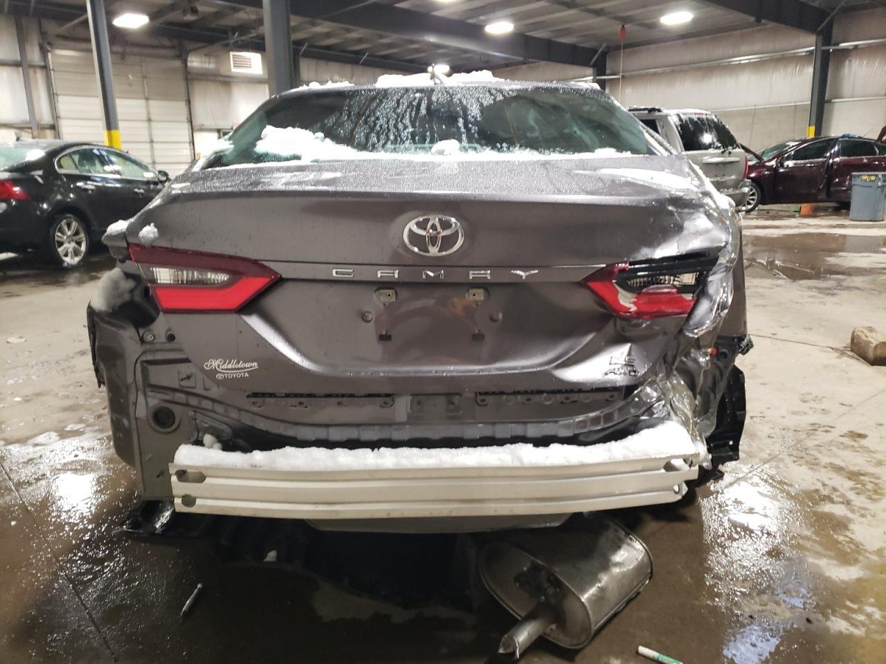2023 TOYOTA CAMRY LE - Фото 6