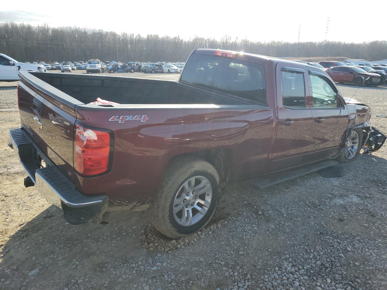 2017 CHEVROLET SILVERADO - Image 3