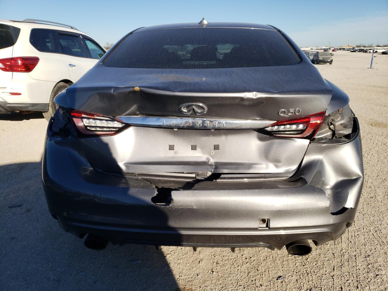 2018 INFINITI Q50 LUXE - Image 6