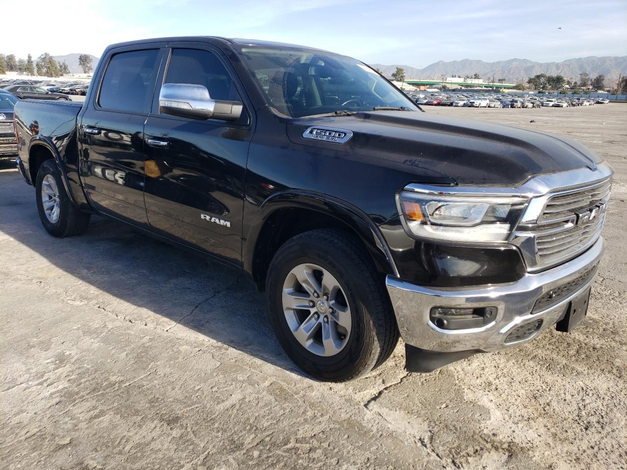 2019 RAM 1500 LARAM - Фото 4
