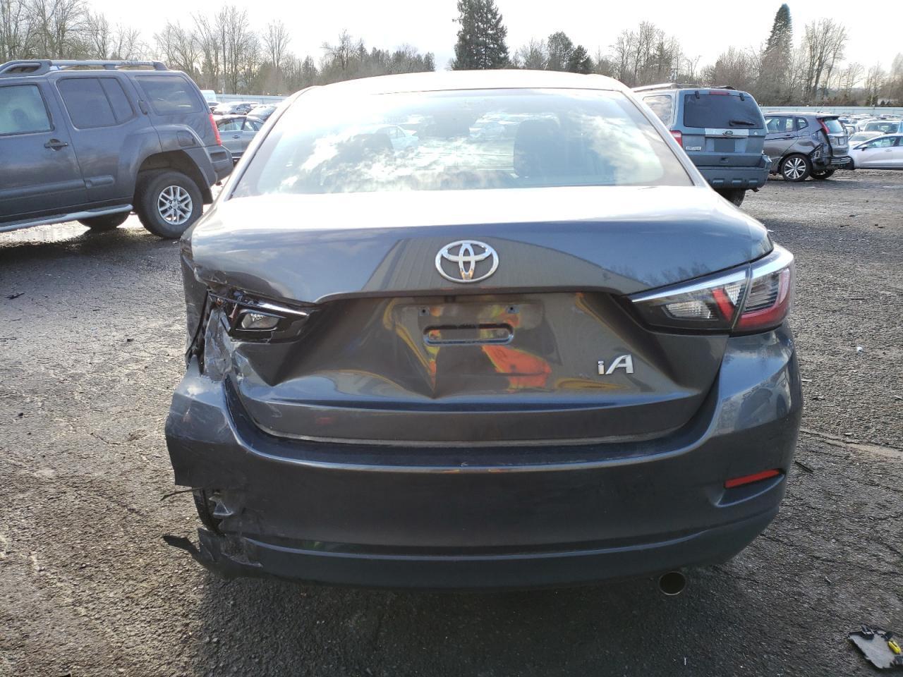2017 TOYOTA YARIS IA - Фото 6