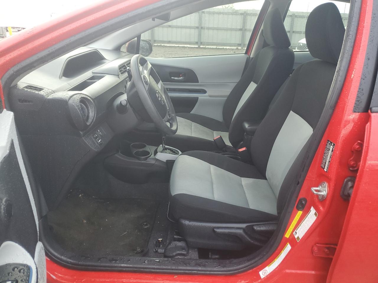 2013 TOYOTA PRIUS C - Фото 7