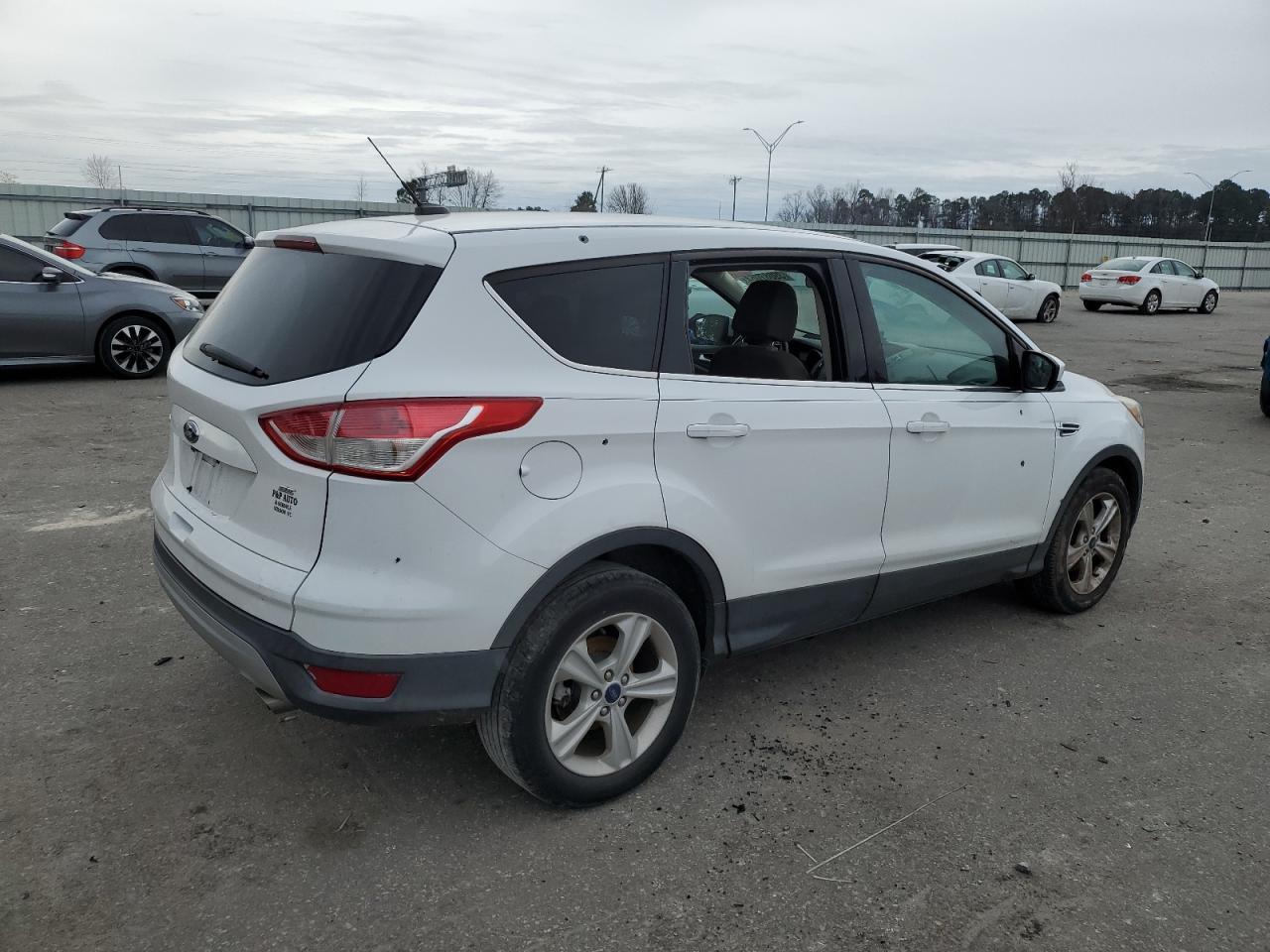 2015 FORD ESCAPE SE - Image 3