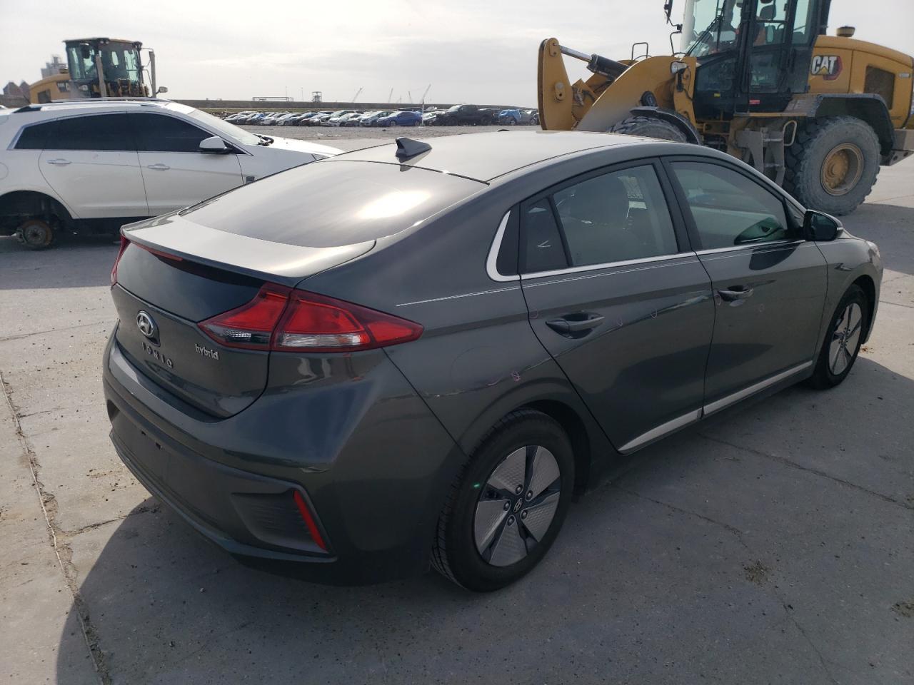 2022 HYUNDAI IONIQ SE - Фото 3