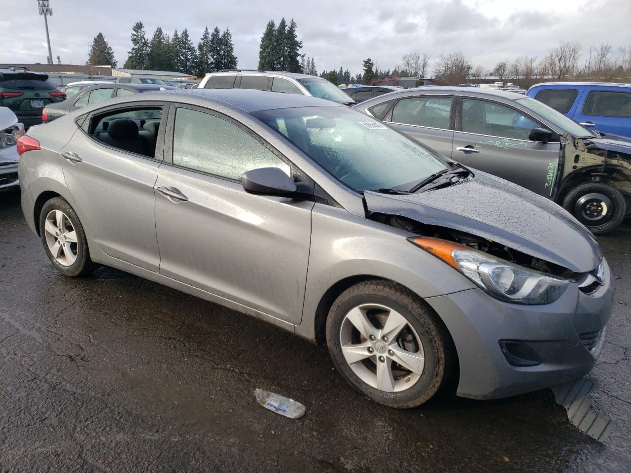 2013 HYUNDAI ELANTRA GL - Image 4