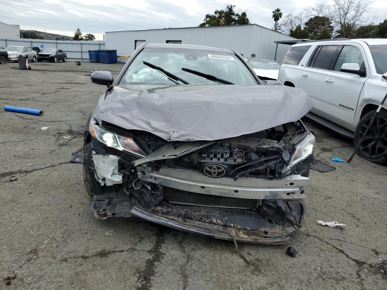 2018 TOYOTA CAMRY L - Фото 5