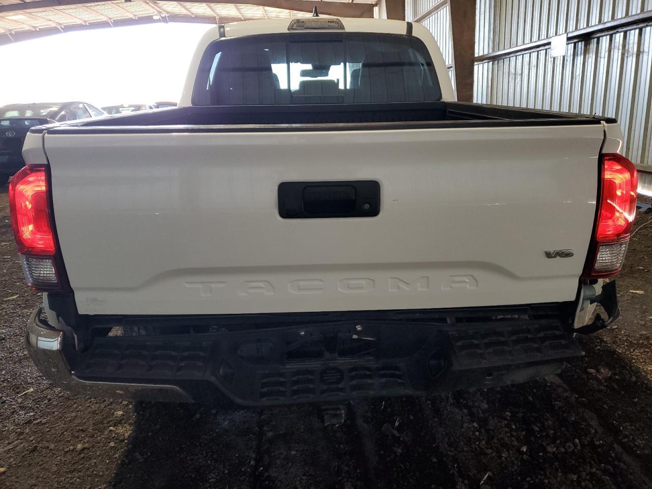 2018 TOYOTA TACOMA DOU - Фото 6
