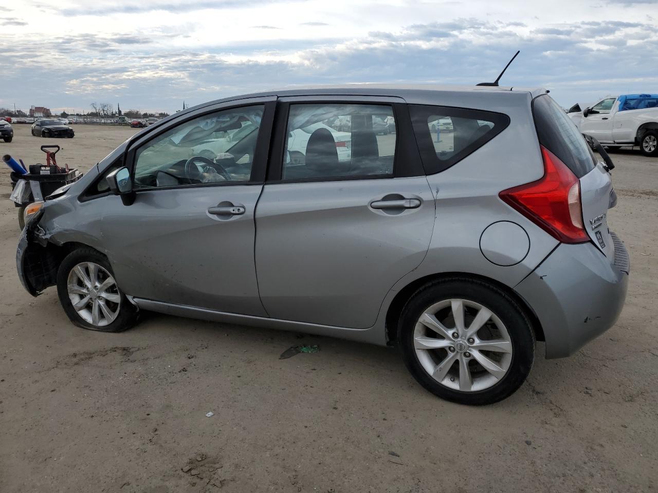 2015 NISSAN VERSA NOTE - Фото 2