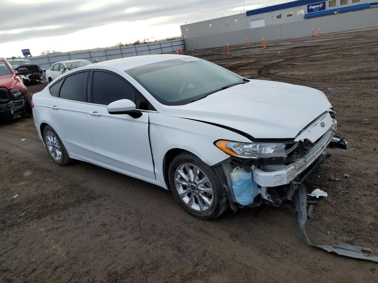 2017 FORD FUSION SE - Фото 4