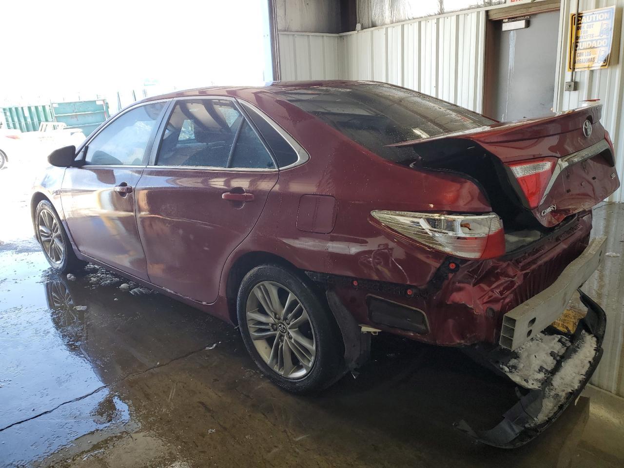 2016 TOYOTA CAMRY LE - Image 2