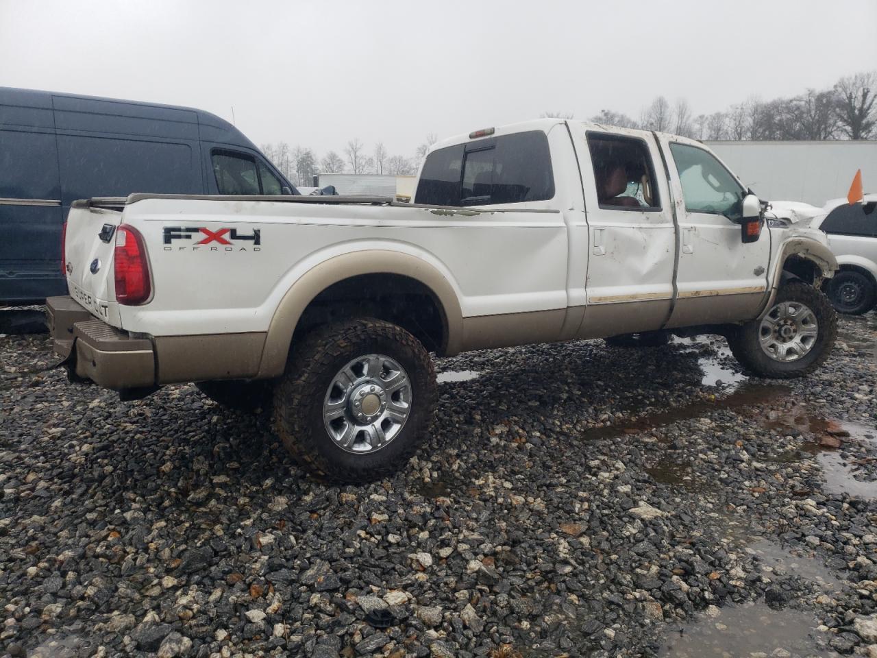 2011 FORD F350 SUPER - Фото 3