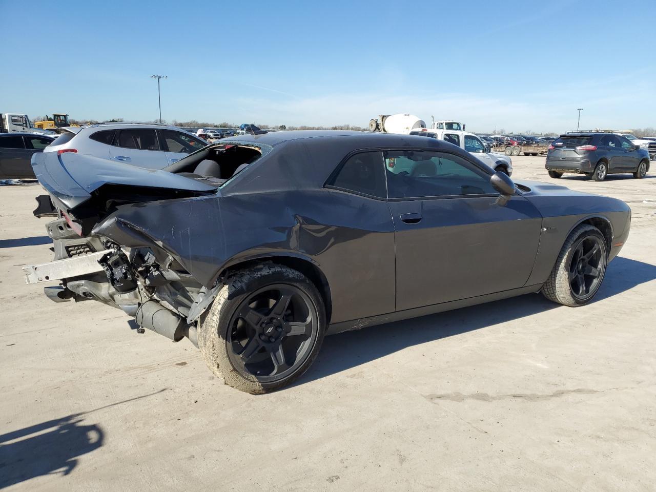 2017 DODGE CHALLENGER - Image 3