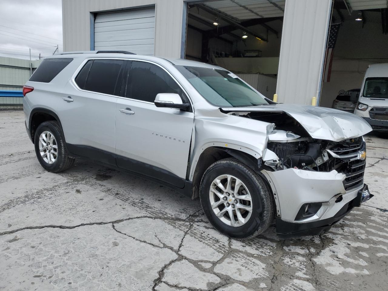 2018 CHEVROLET TRAVERSE L - Image 4