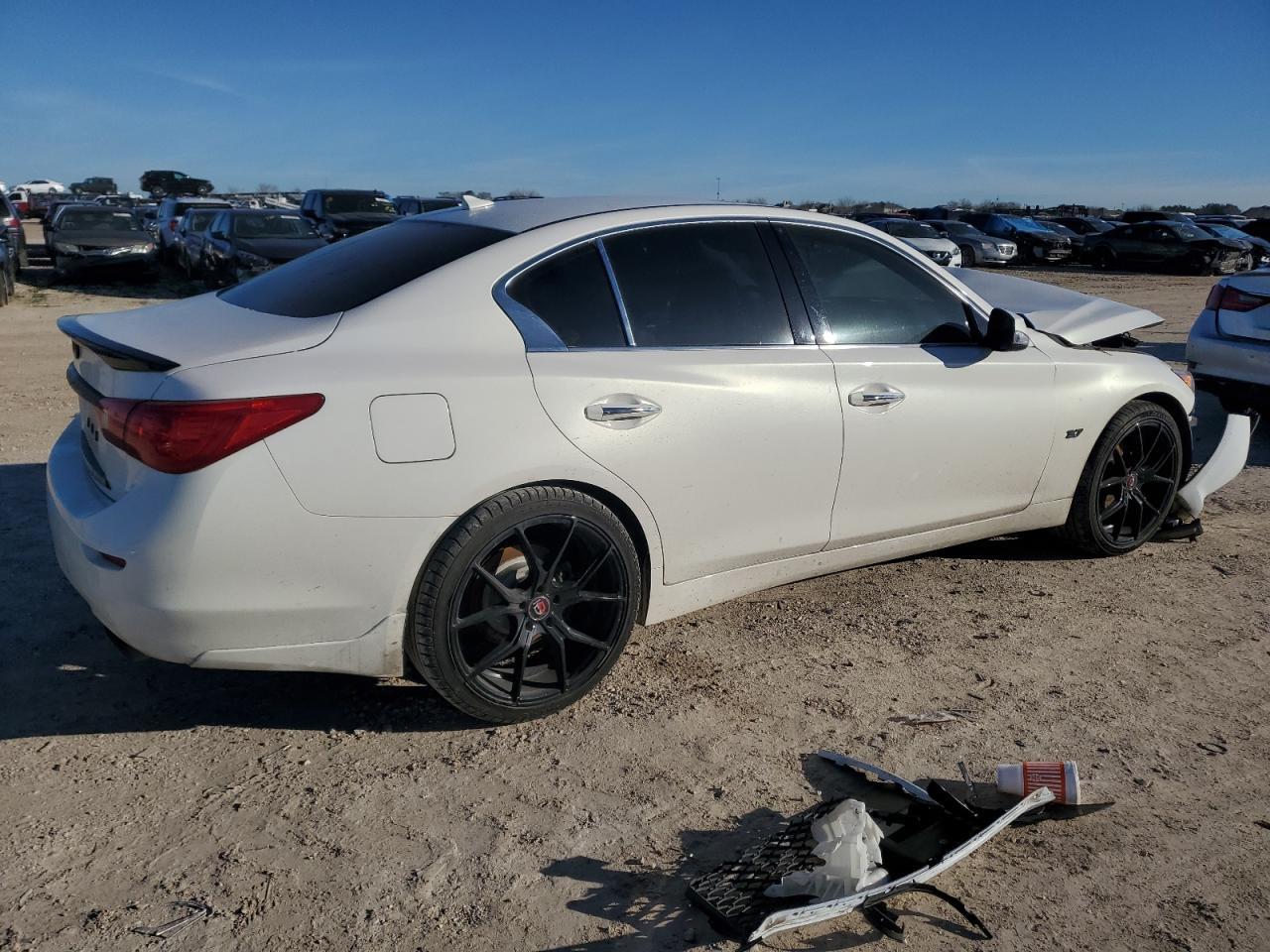 2015 INFINITI Q50 BASE - Image 3