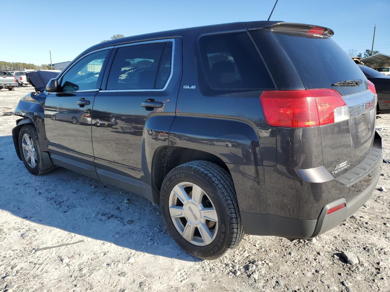 2013 GMC TERRAIN SL - Фото 2