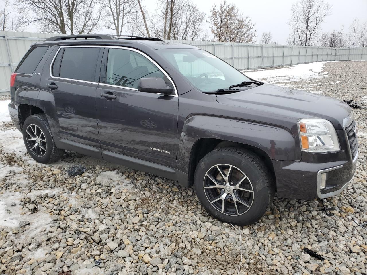 2016 GMC TERRAIN SL - Image 4