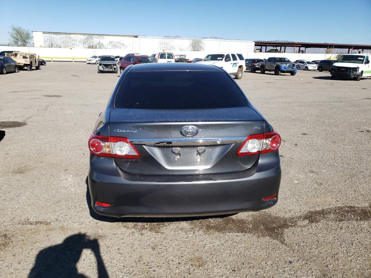 2013 TOYOTA COROLLA BA - Image 6
