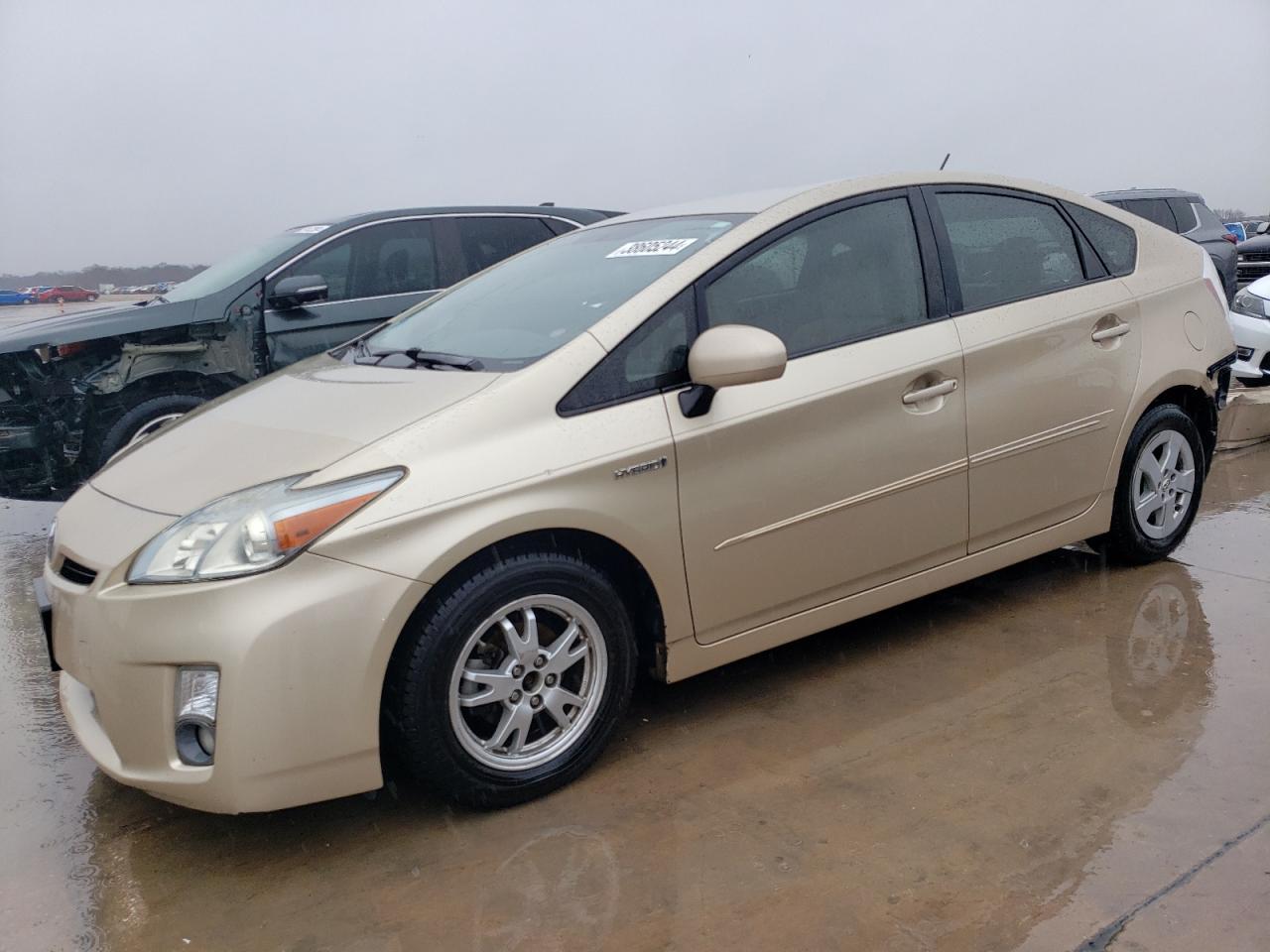 2011 TOYOTA PRIUS car image