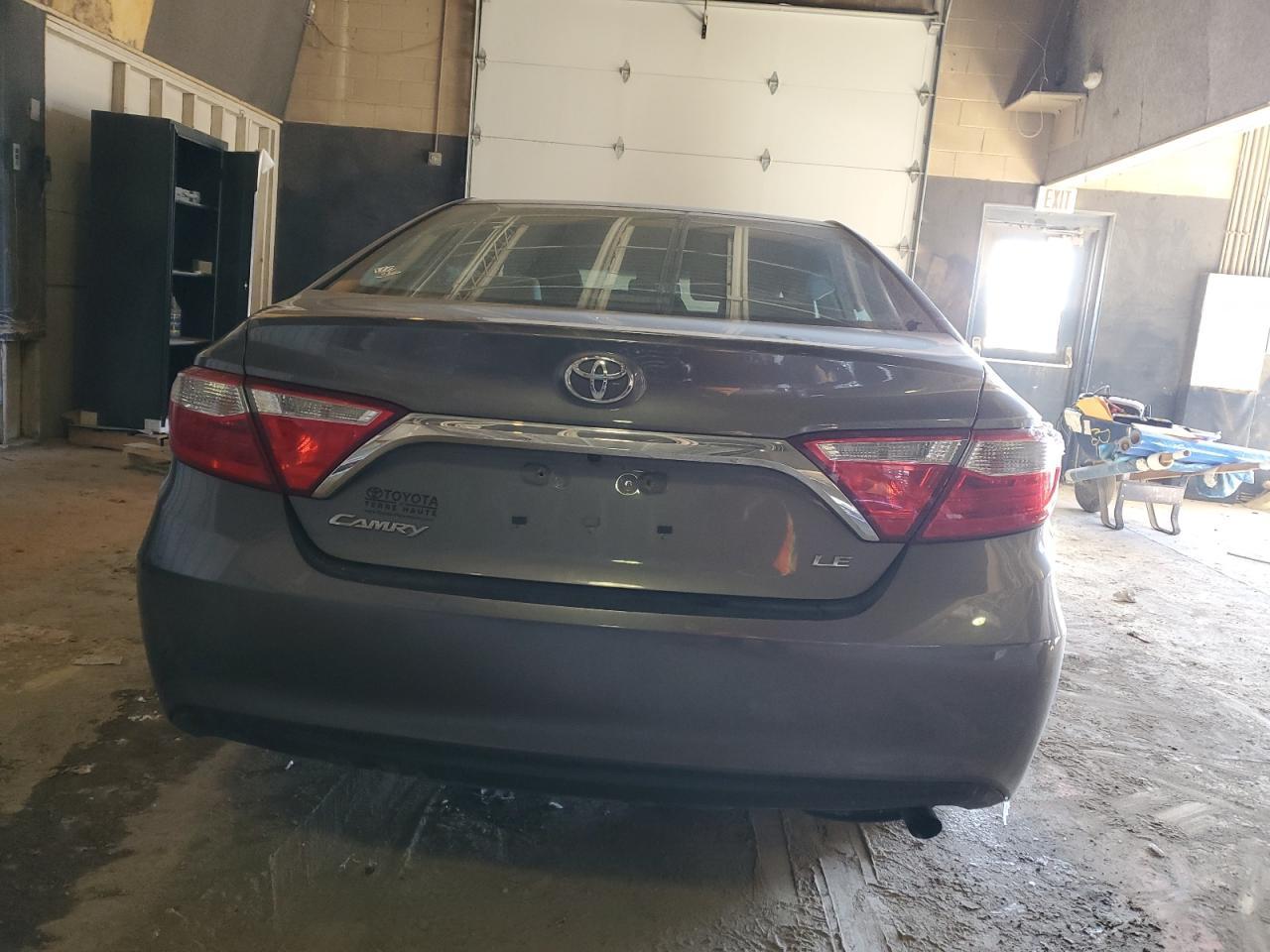 2017 TOYOTA CAMRY LE - Image 6
