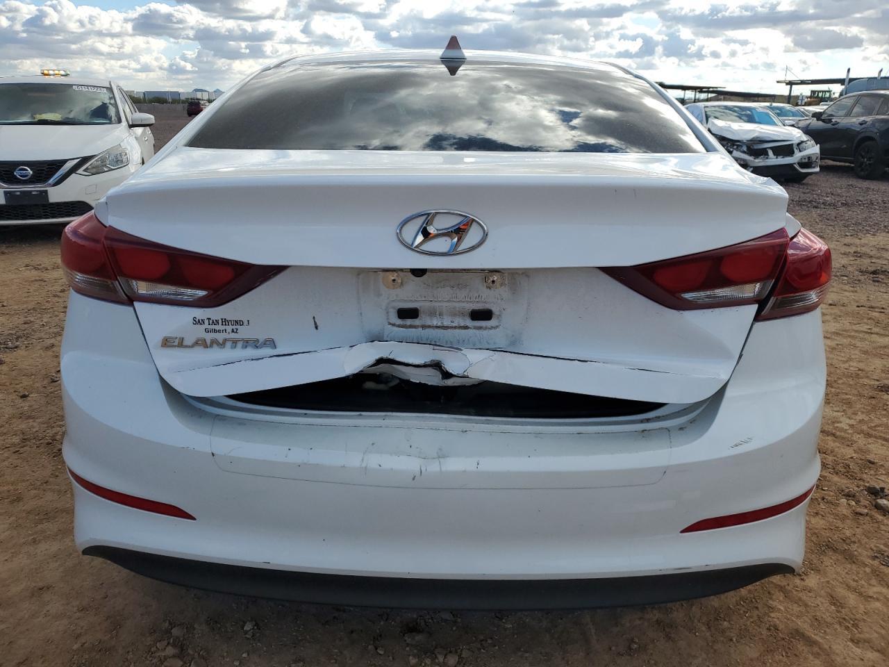 2017 HYUNDAI ELANTRA SE - Image 6