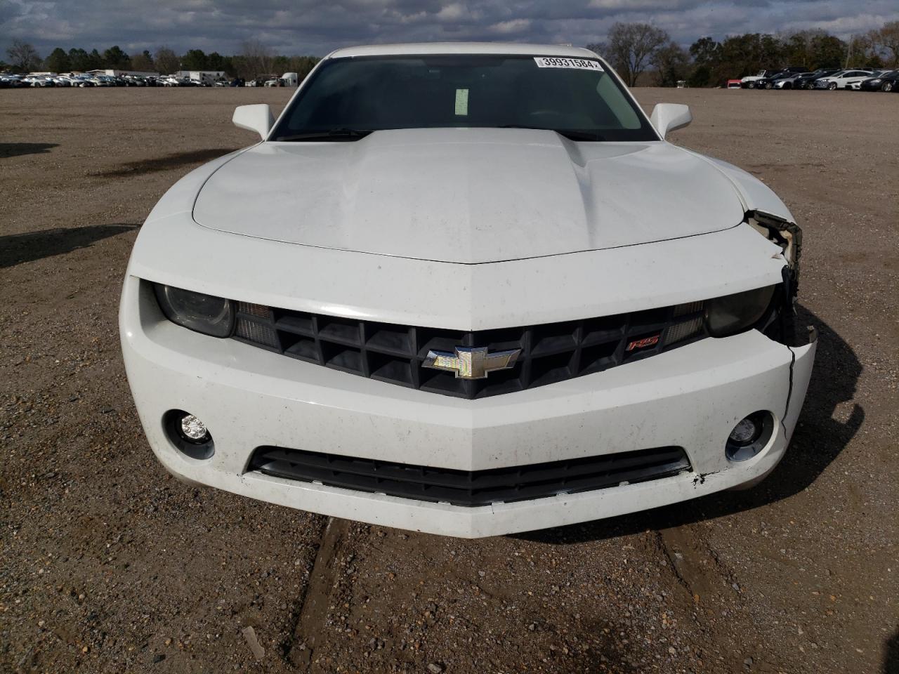 2011 CHEVROLET CAMARO LT - Image 5