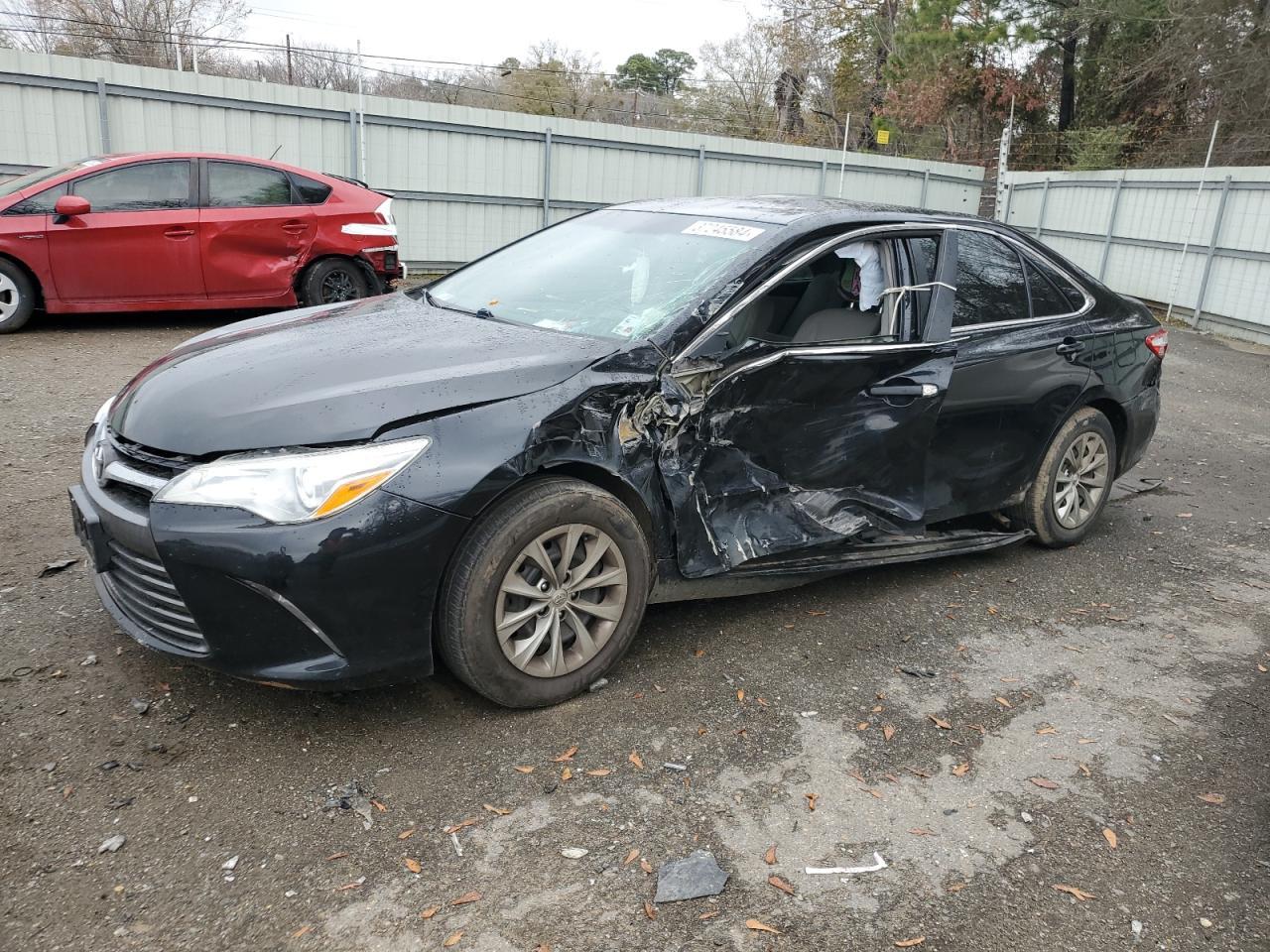 2017 TOYOTA CAMRY LE car image