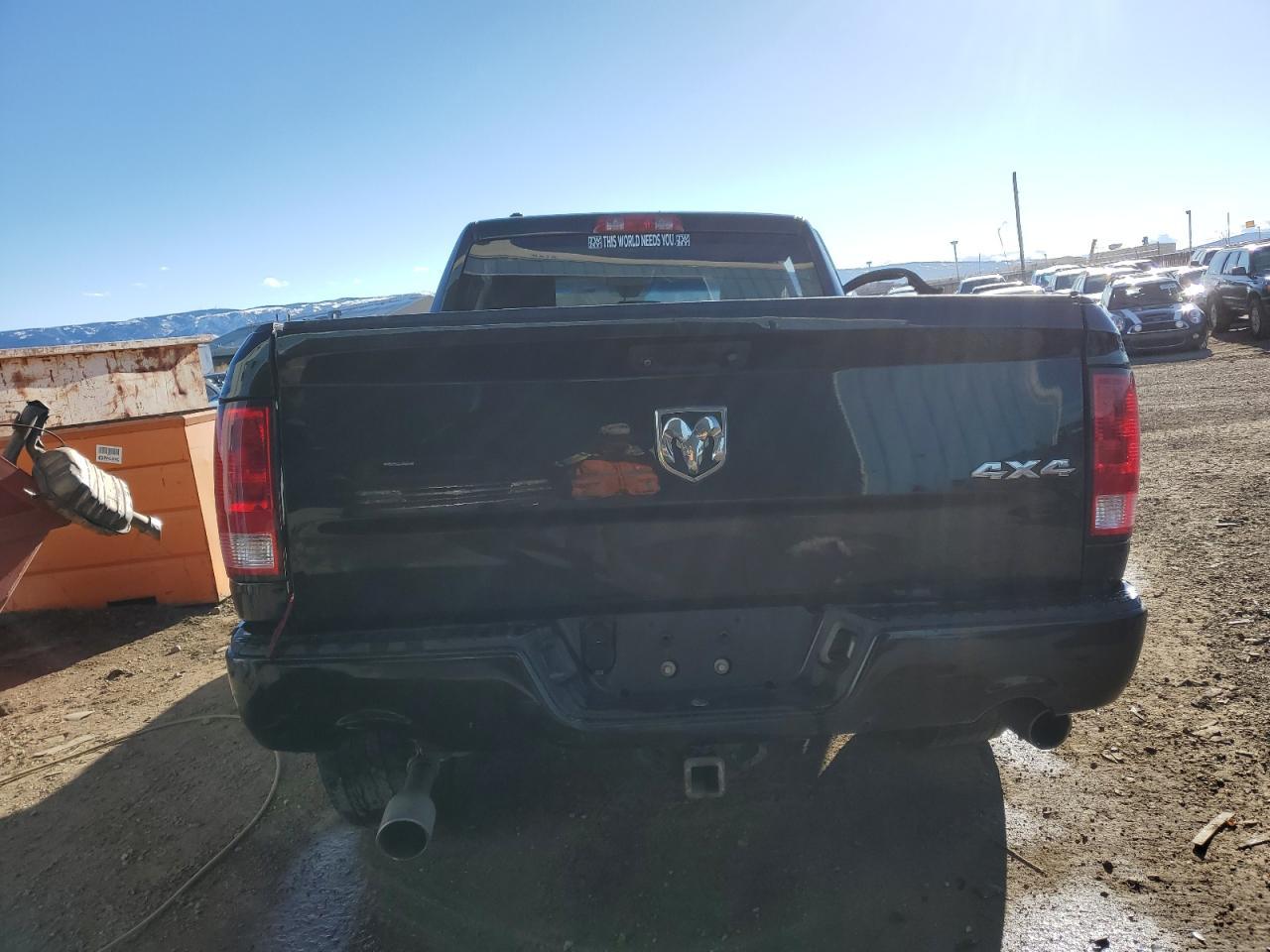 2015 RAM 1500 ST - Image 6