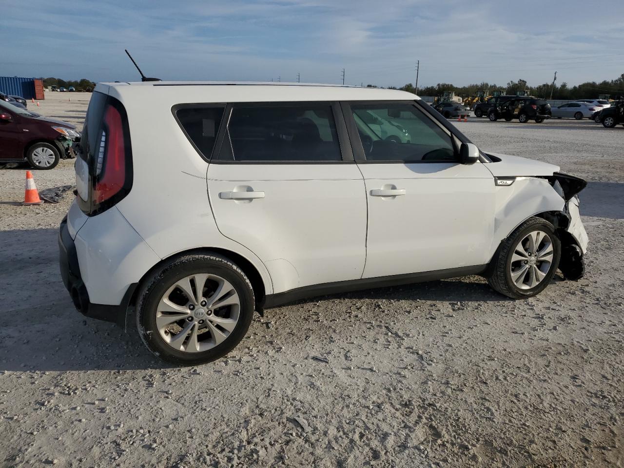 2016 KIA SOUL + - Фото 3