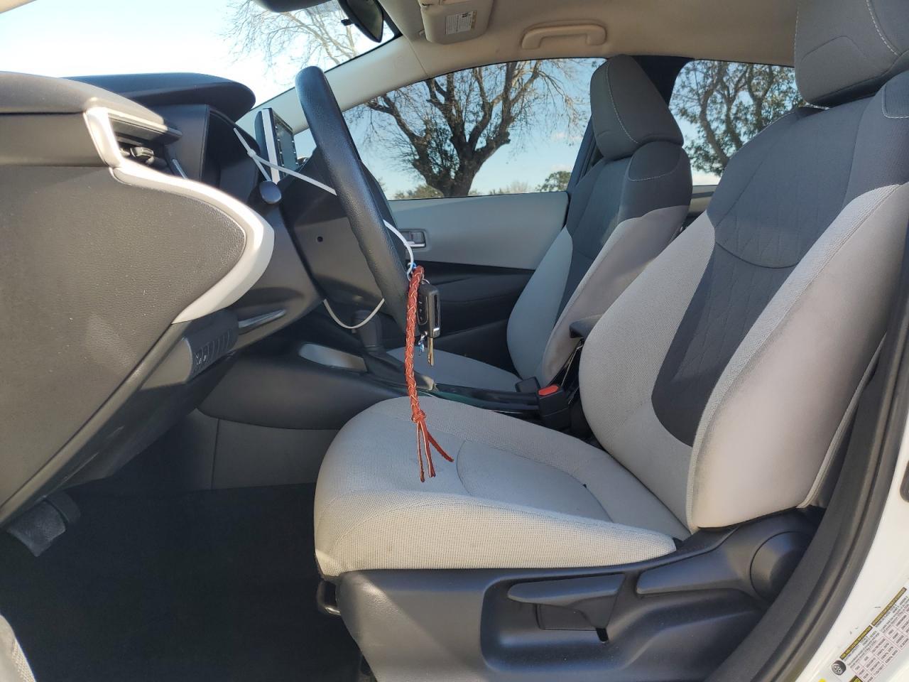 2021 TOYOTA COROLLA LE - Фото 7