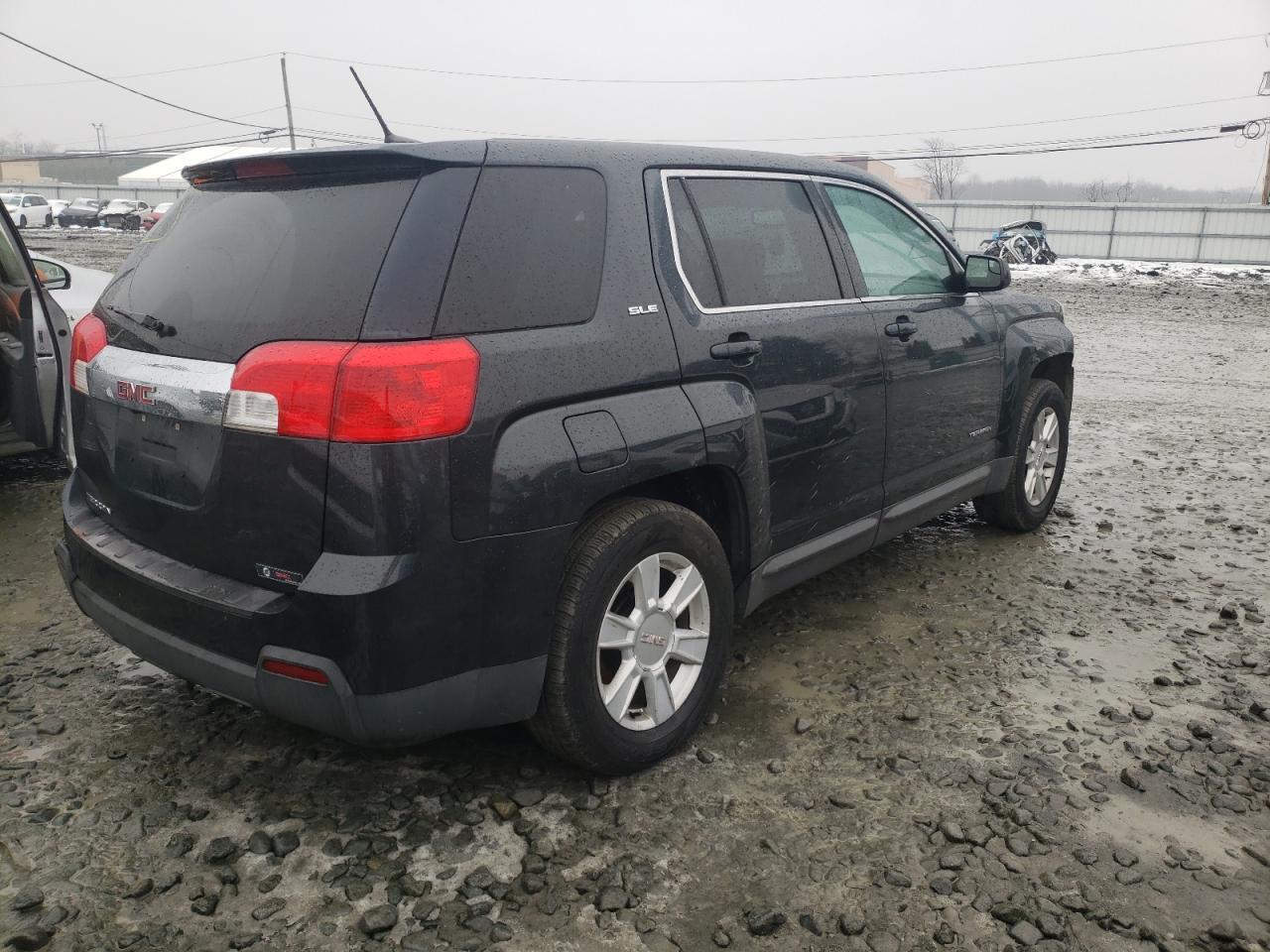 2013 GMC TERRAIN SL - Image 3