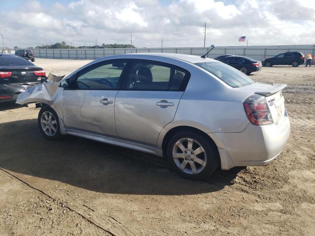 2011 Nissan Sentra 2.0 - Фото 2