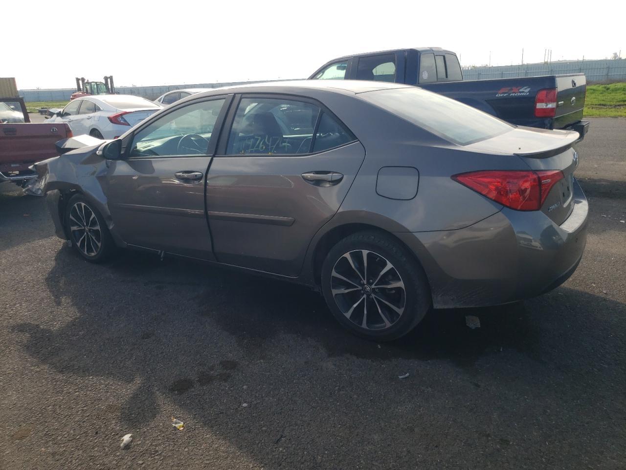2018 TOYOTA COROLLA L - Image 2