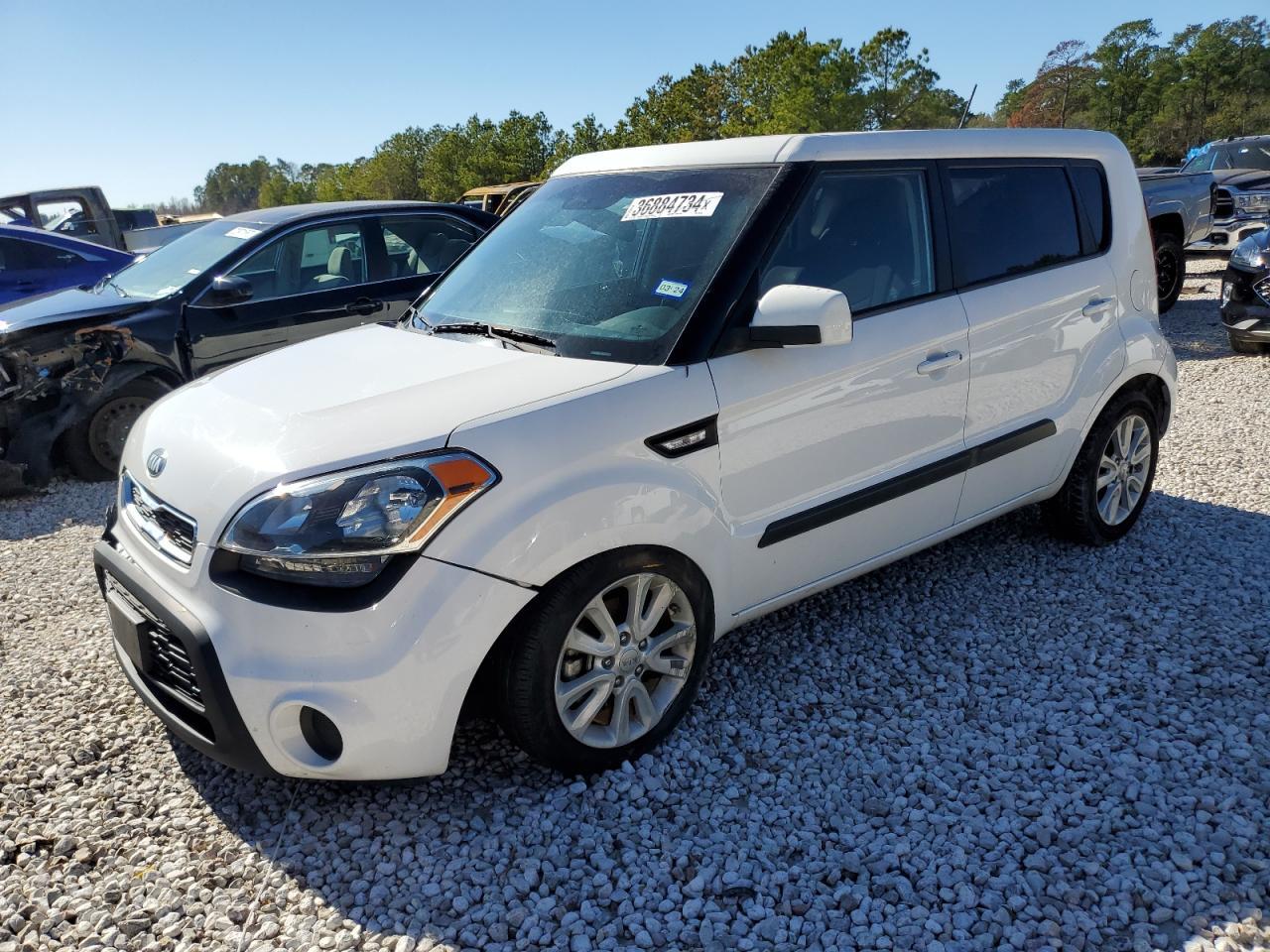 2013 KIA SOUL car image