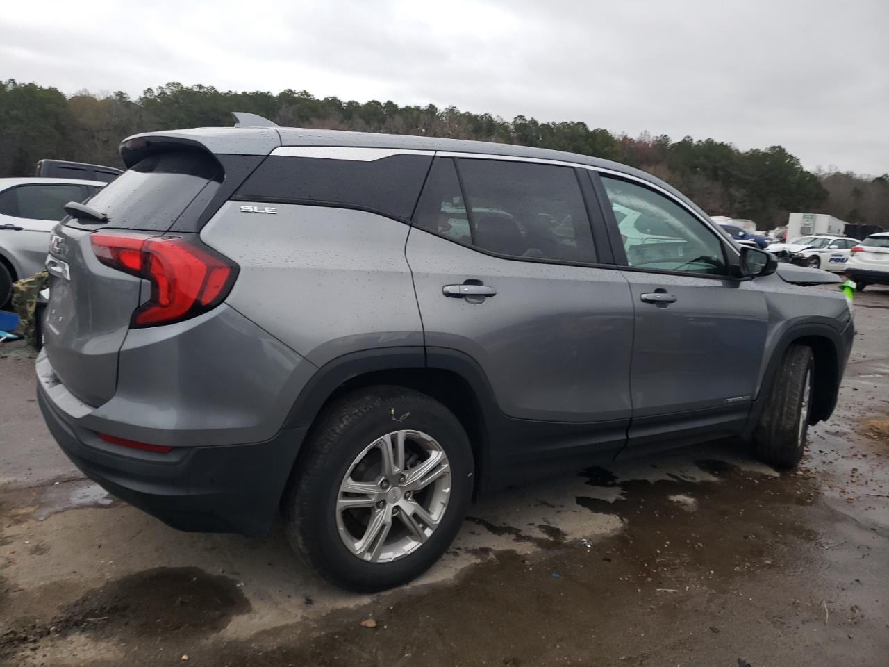 2018 GMC TERRAIN SL - Image 3